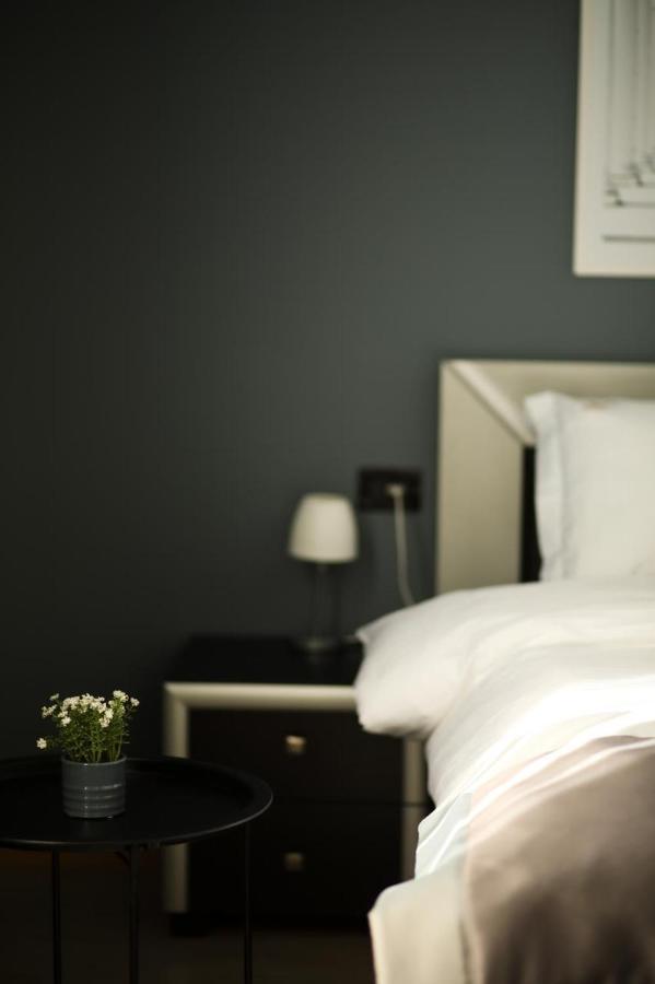 Triss Hotel Tirana Extérieur photo