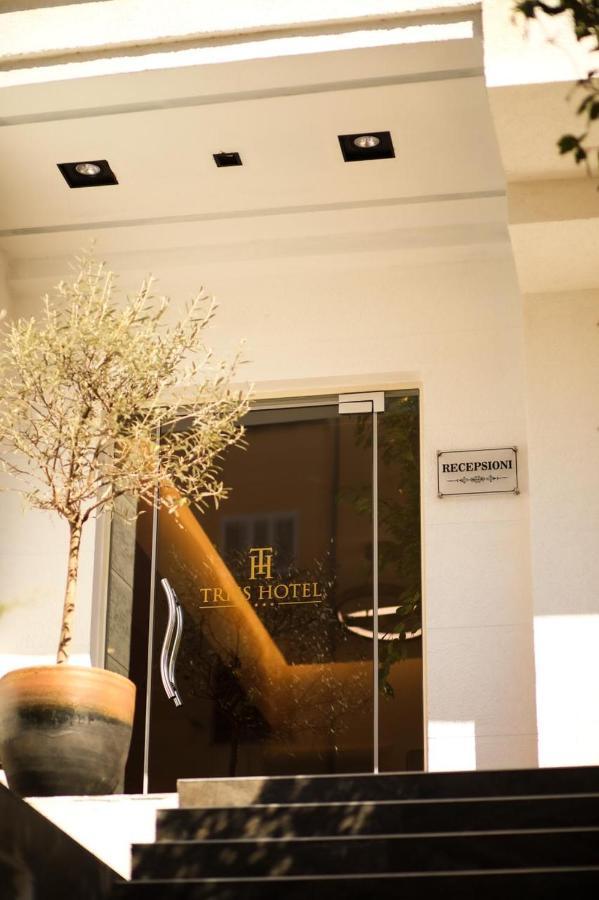 Triss Hotel Tirana Extérieur photo