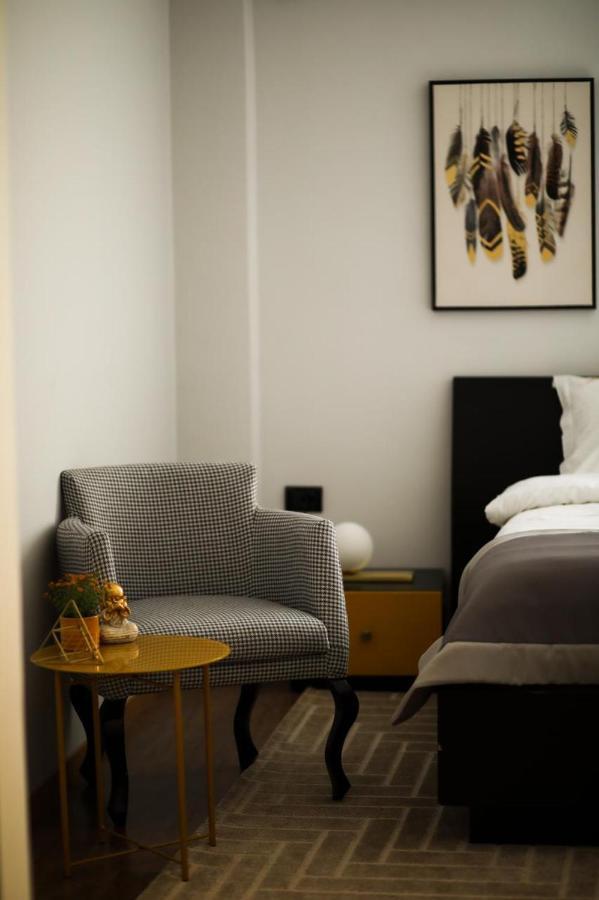 Triss Hotel Tirana Extérieur photo