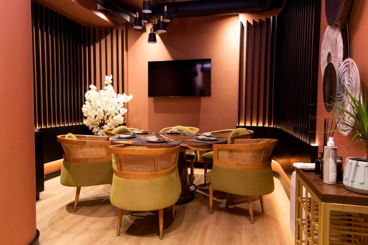 Triss Hotel Tirana Extérieur photo